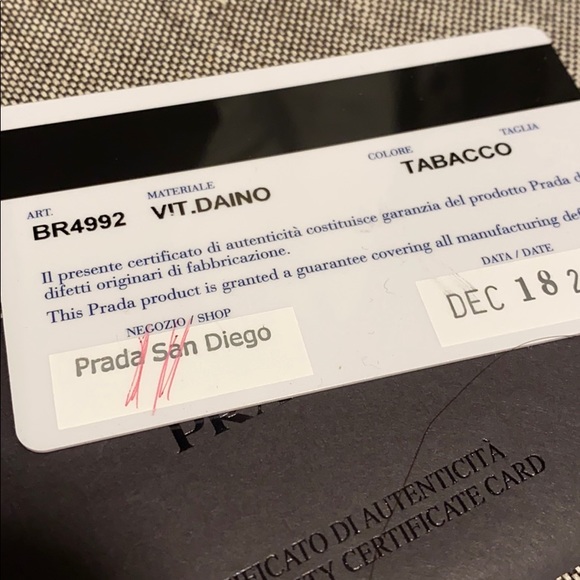 Authentic PRADA Pebble Leather Vit.Daino Handbag - Picture 10 of 10